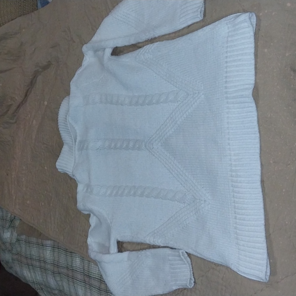 Sweater - Picture 3 of 3